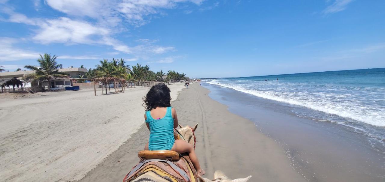 Casa Belen - Beautiful Beach View Home On Stone Island Isla La Piedra Exteriör bild